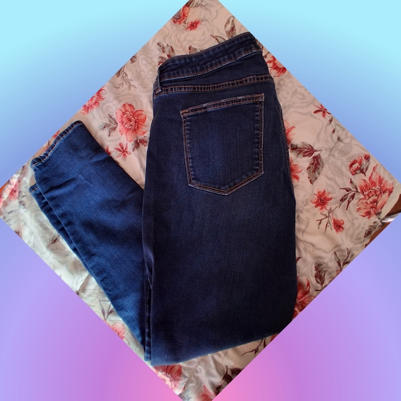 🐩MUST BUNDLE - Picture 1 of 4